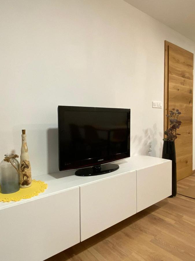 Appartamento Apartma Lupis Podvolovljek Esterno foto